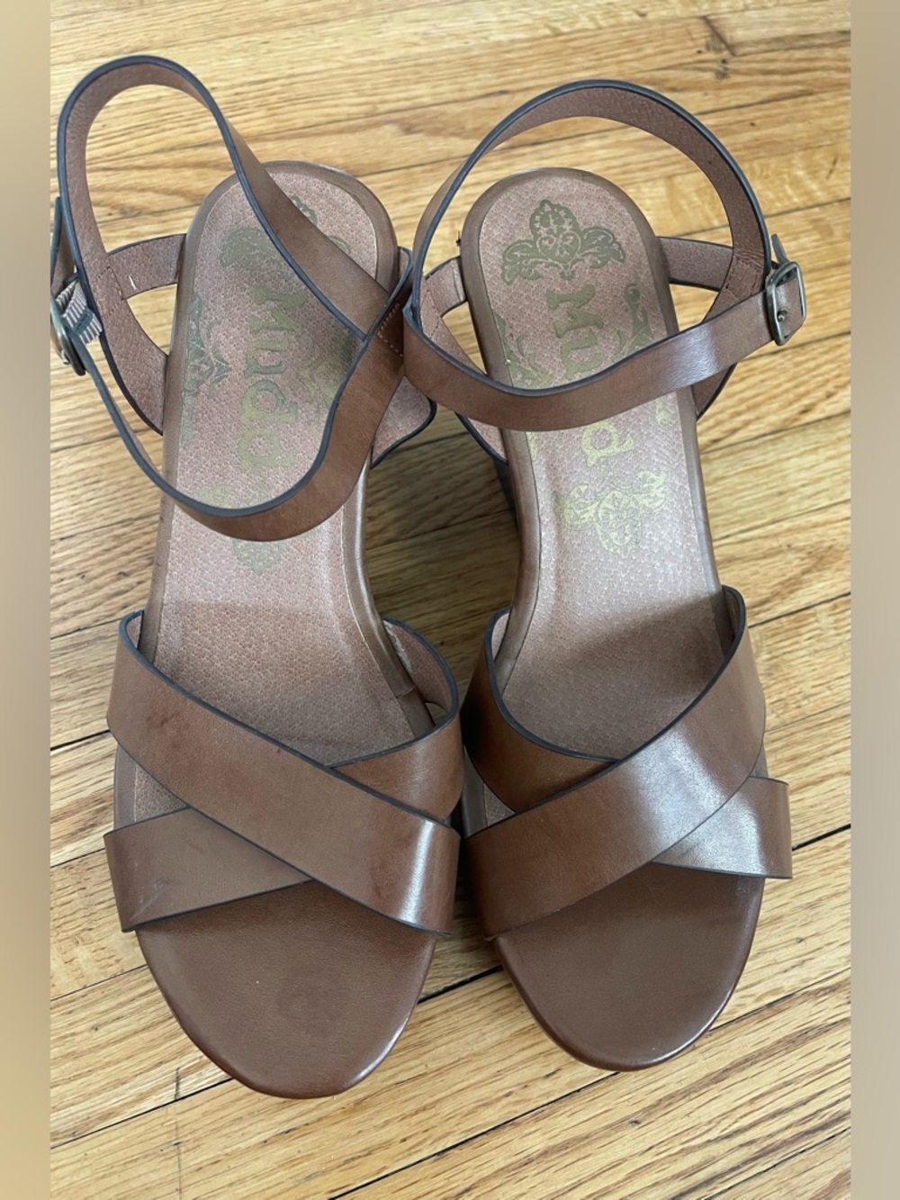 Mudd Brown Leather Crisscross Ankle Strap Sandals 9.5
